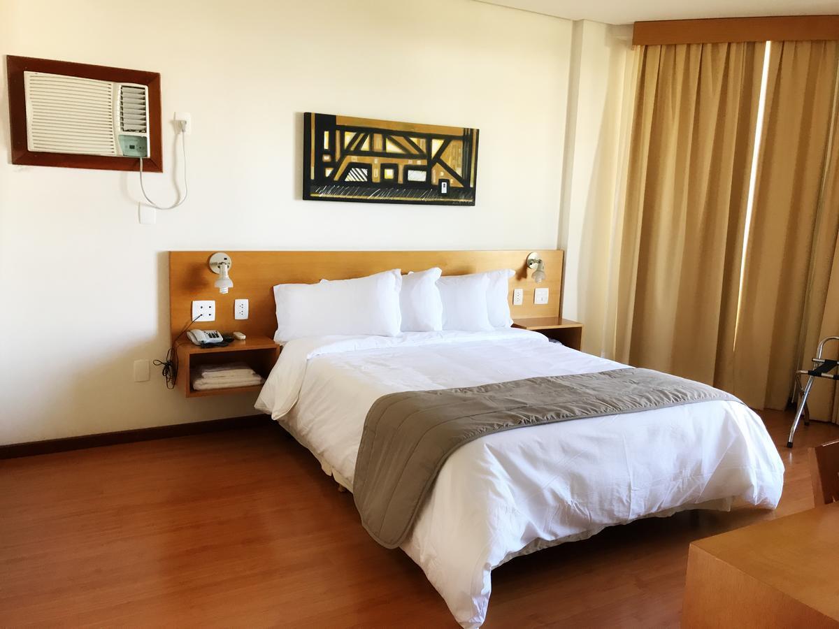 Serema Palace Hotel Lavras Bagian luar foto