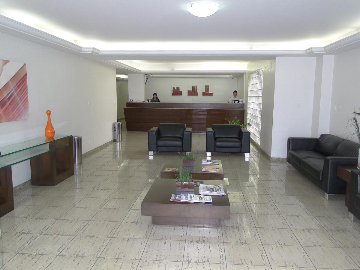 Serema Palace Hotel Lavras Bagian luar foto
